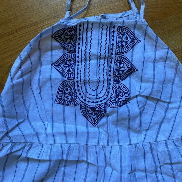 BCBG GENERATION Stripe Top - Picture 2 of 3